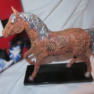 Horse statue - Painted Pony series